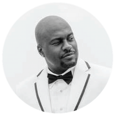Ahli Moore headshot