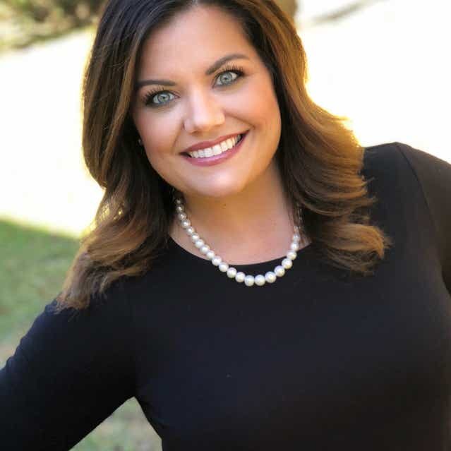 Victoria Cruce Headshot