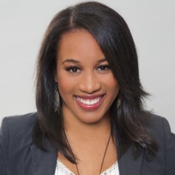 Stefani Alexander headshot