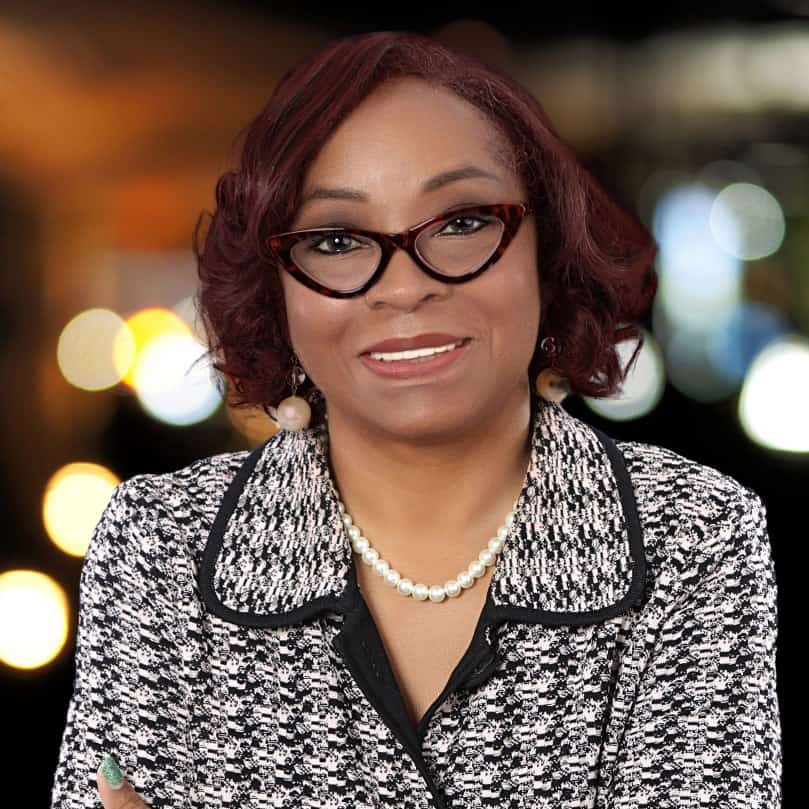 Dianne Williams-Cox Headshot